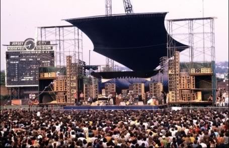 Actually this picture is from their 1973 show at Roosevelt Stadium