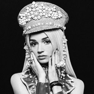 Poppy "Am I A Girl?"